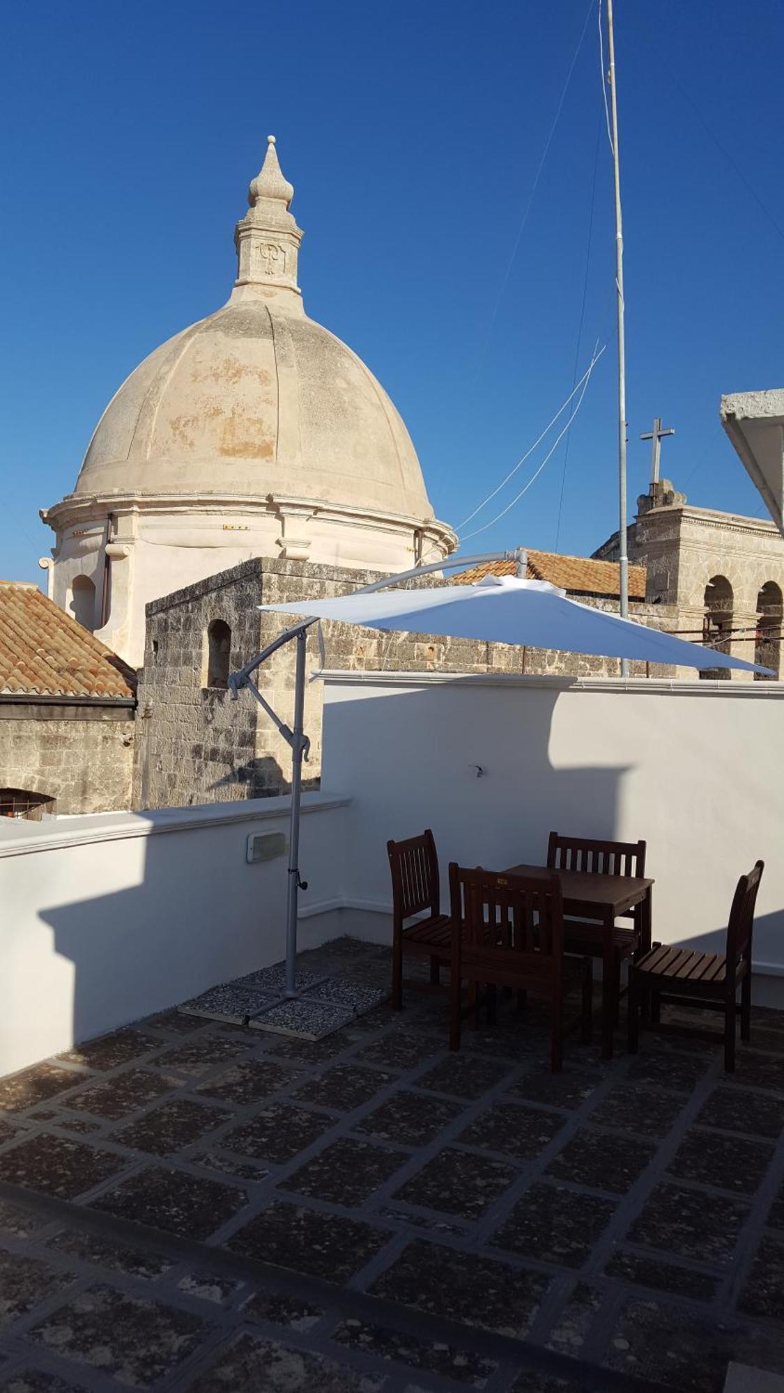 Sotto Il Campanile Apartment Monopoli Exterior photo