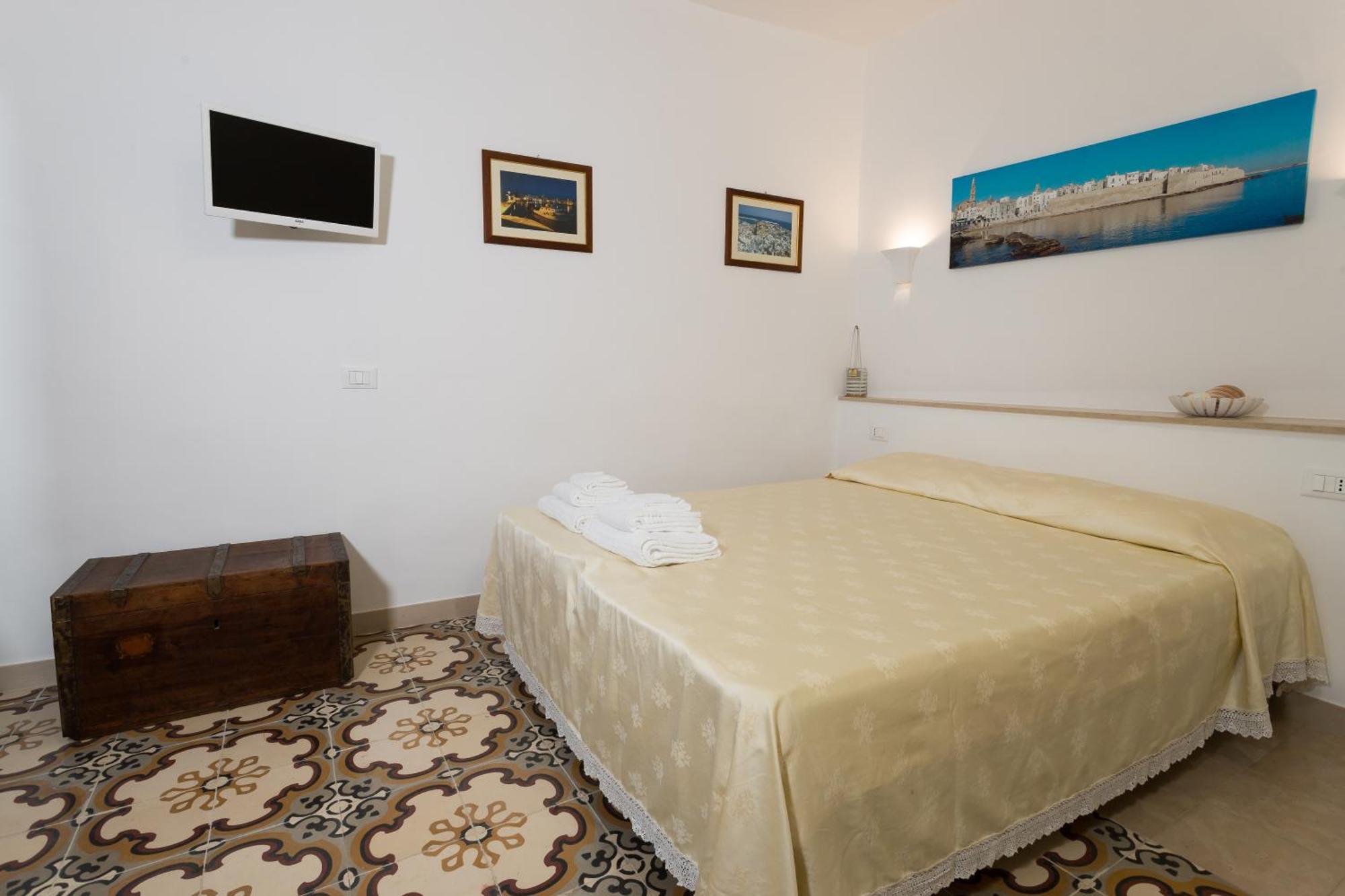 Sotto Il Campanile Apartment Monopoli Exterior photo