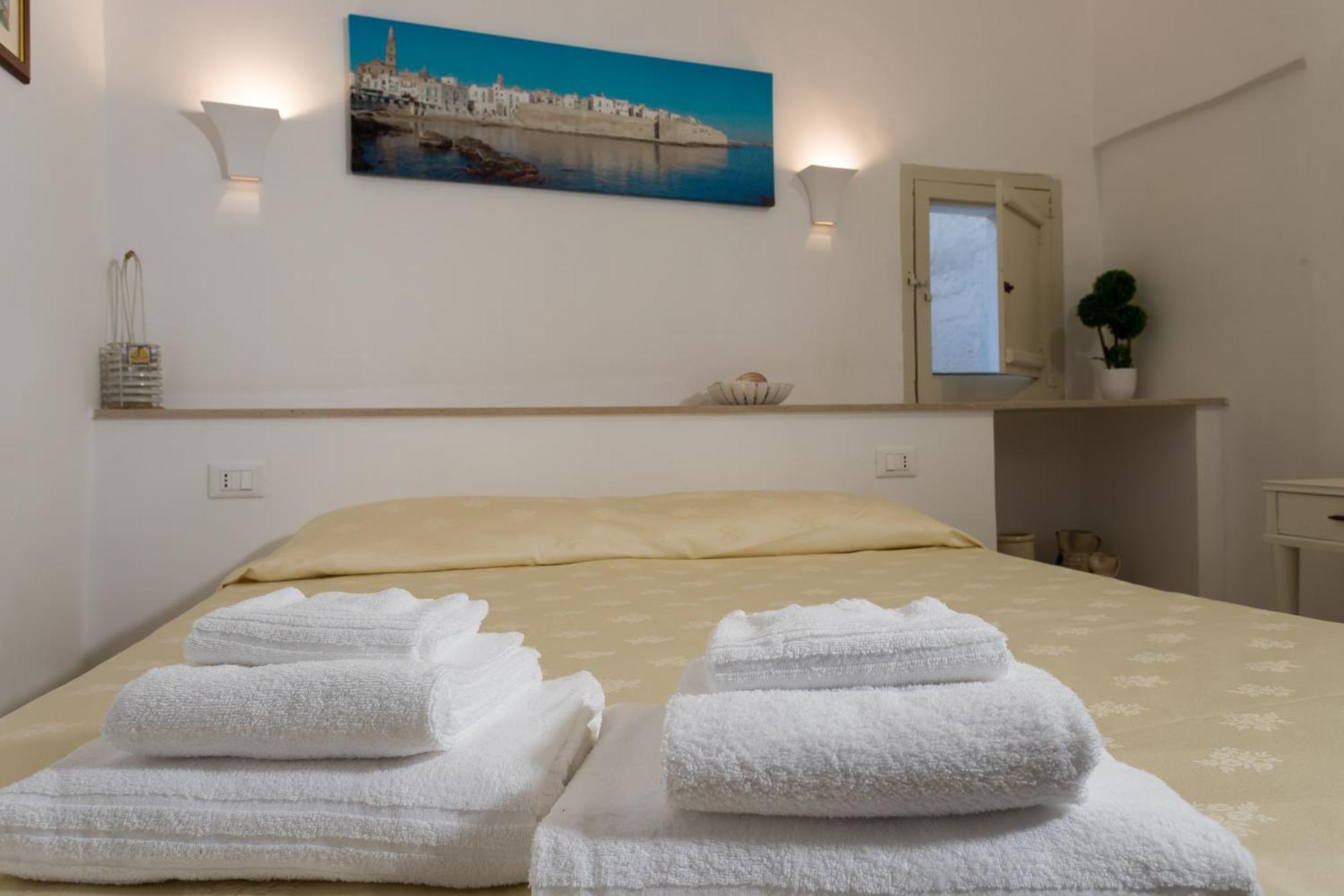Sotto Il Campanile Apartment Monopoli Exterior photo